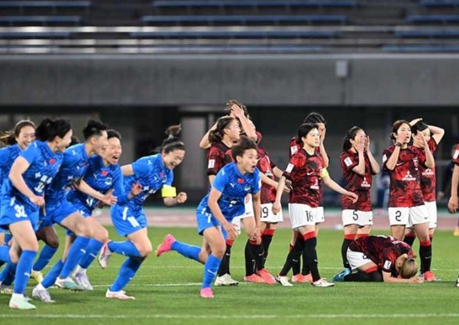 武漢女足2-23射門晉級(jí)亞冠四強(qiáng)，門將119分鐘撲救兩球！