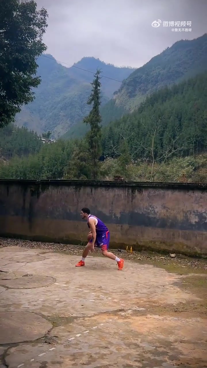 就算是布克本人來(lái)了，也得愣一下
