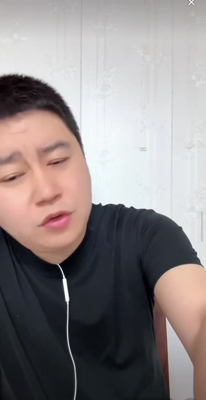 你同意嗎？大史此前談哈登職業(yè)生涯的唯一缺陷：選隊友眼光不行