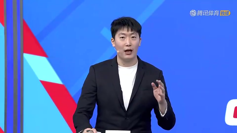 管澤元此前：湖人沒爭冠潛質，中鋒弱三分不穩(wěn)，東皇身體狀態(tài)未知