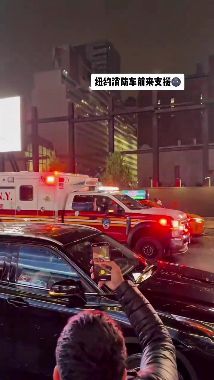 瘋狂的紐約！尼克斯勇奪賽點 消防車前來支援加入狂歡