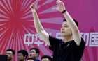 楊鳴：溝通呼應(yīng)佳，戰(zhàn)新疆挑戰(zhàn)升級
